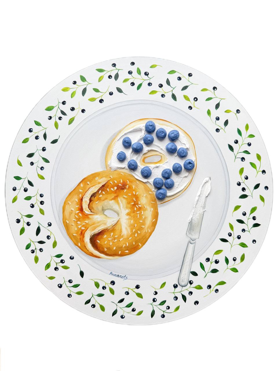 Cream Chees Bagel with Blueberries